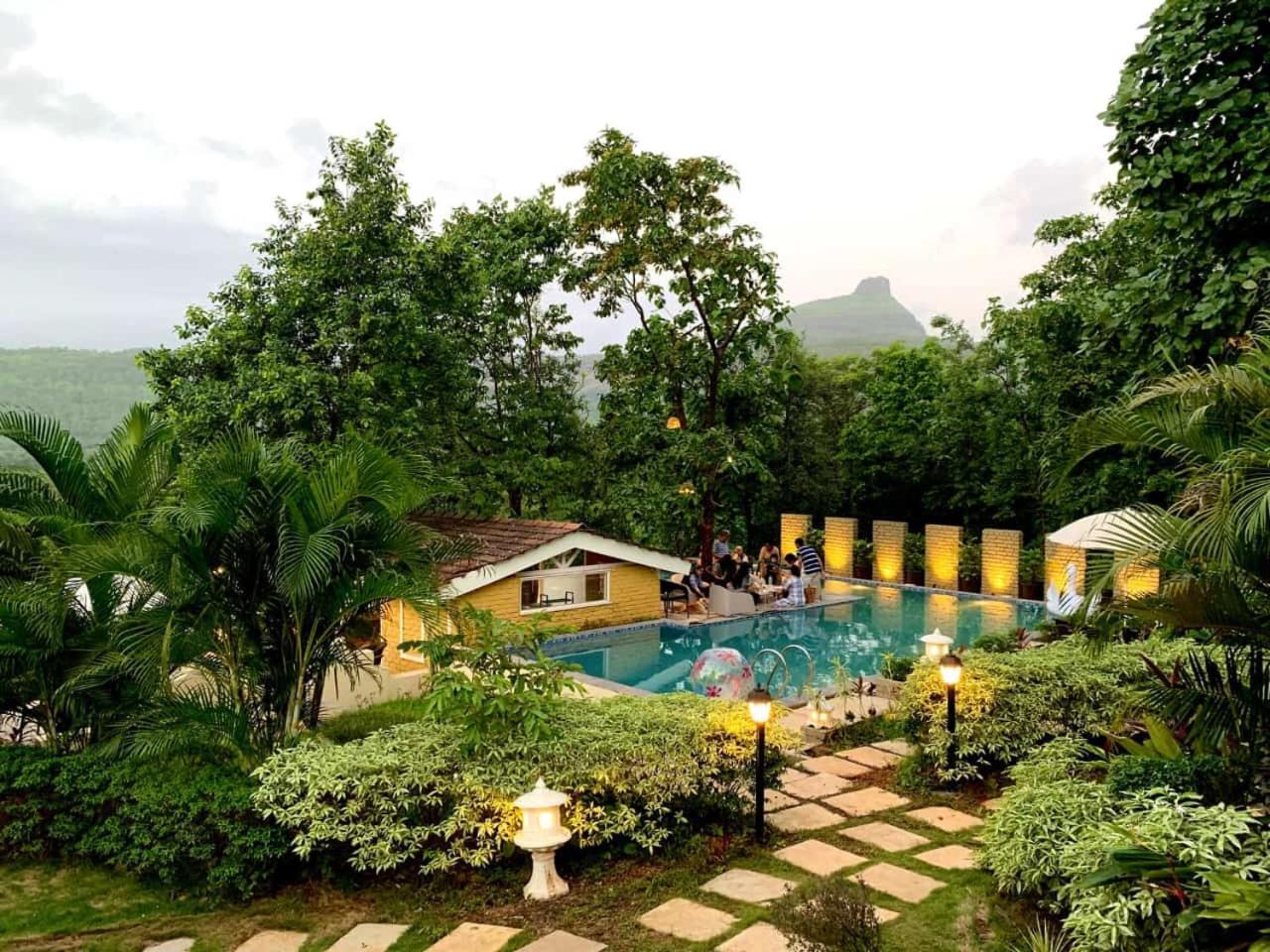 Vila La Mira Casa Karjat Exteriér fotografie